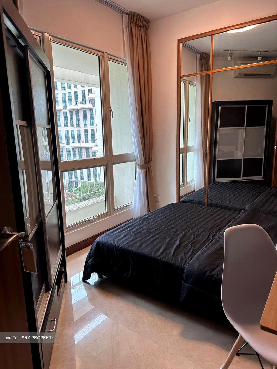 Burlington Square (D7), Apartment #582844081